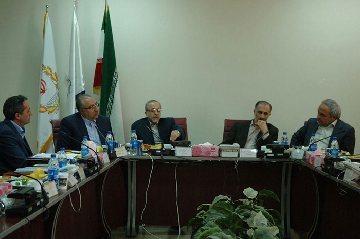 بازدید اعضای شورای نگهبان از محل چاپ تعرفه های انتخاباتی در بانک ملی ایران